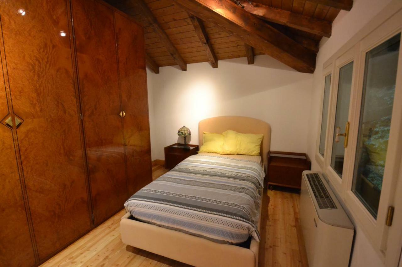 Villa Rina Deluxe And Cottage Porto Ceresio Eksteriør bilde